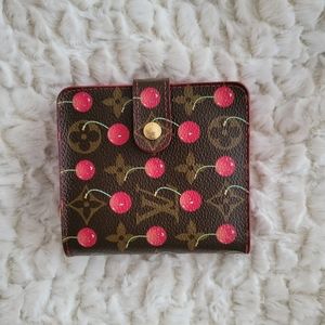 AUTHENTIC 2005 Louis Vuitton Compact Zip Cherry Monogram Wallet🍒
